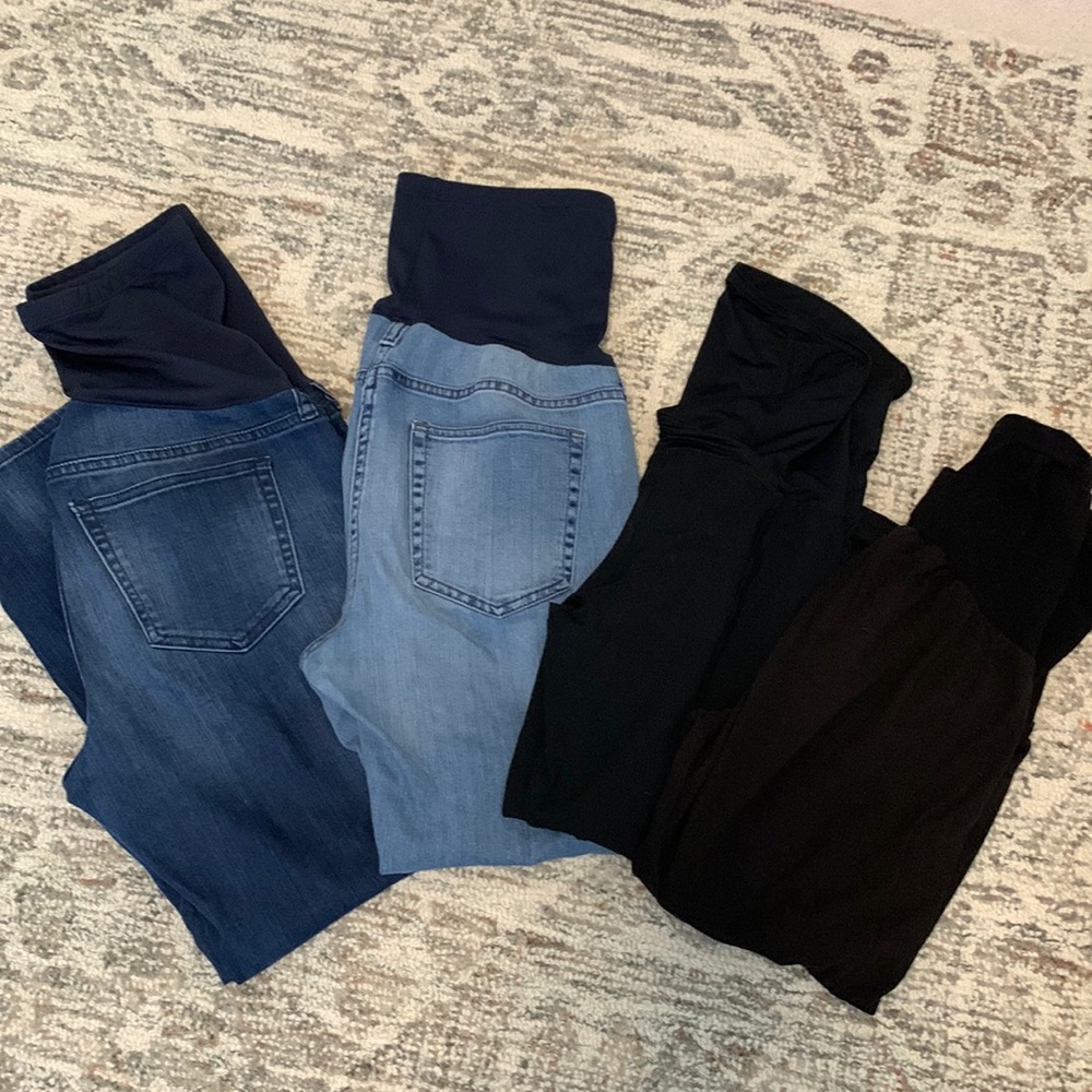 4 pairs of maternity bottoms